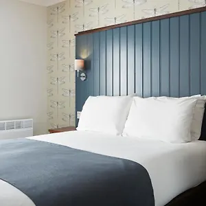 By Greene King Hotel